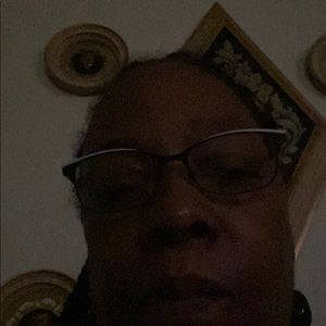 Meet your Posher, Deirdre